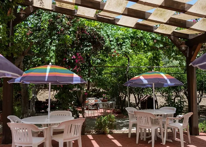 Franz's House - Connie's Heritage דירה צ'פאלו